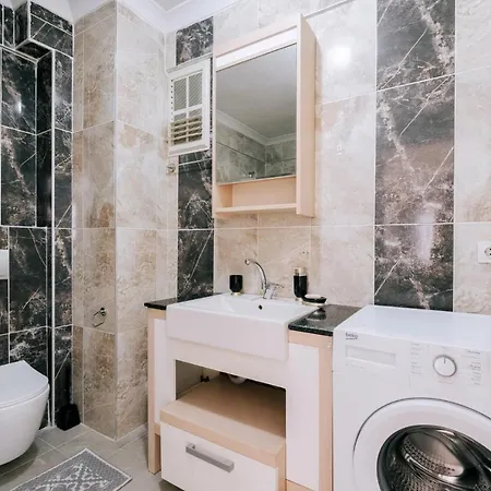 Daire Spacious Flat W Balcony 9 Min To Uskudar Coast İstanbul