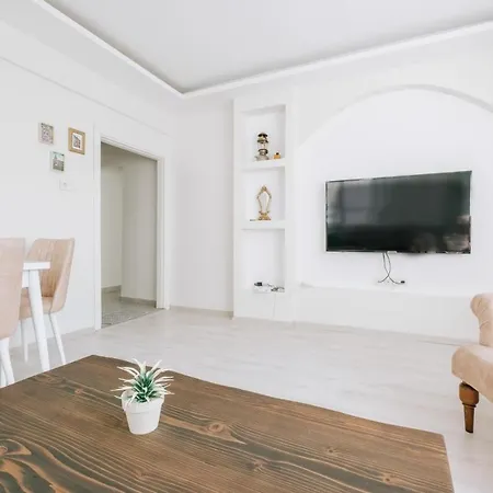 Daire Spacious Flat W Balcony 9 Min To Uskudar Coast İstanbul